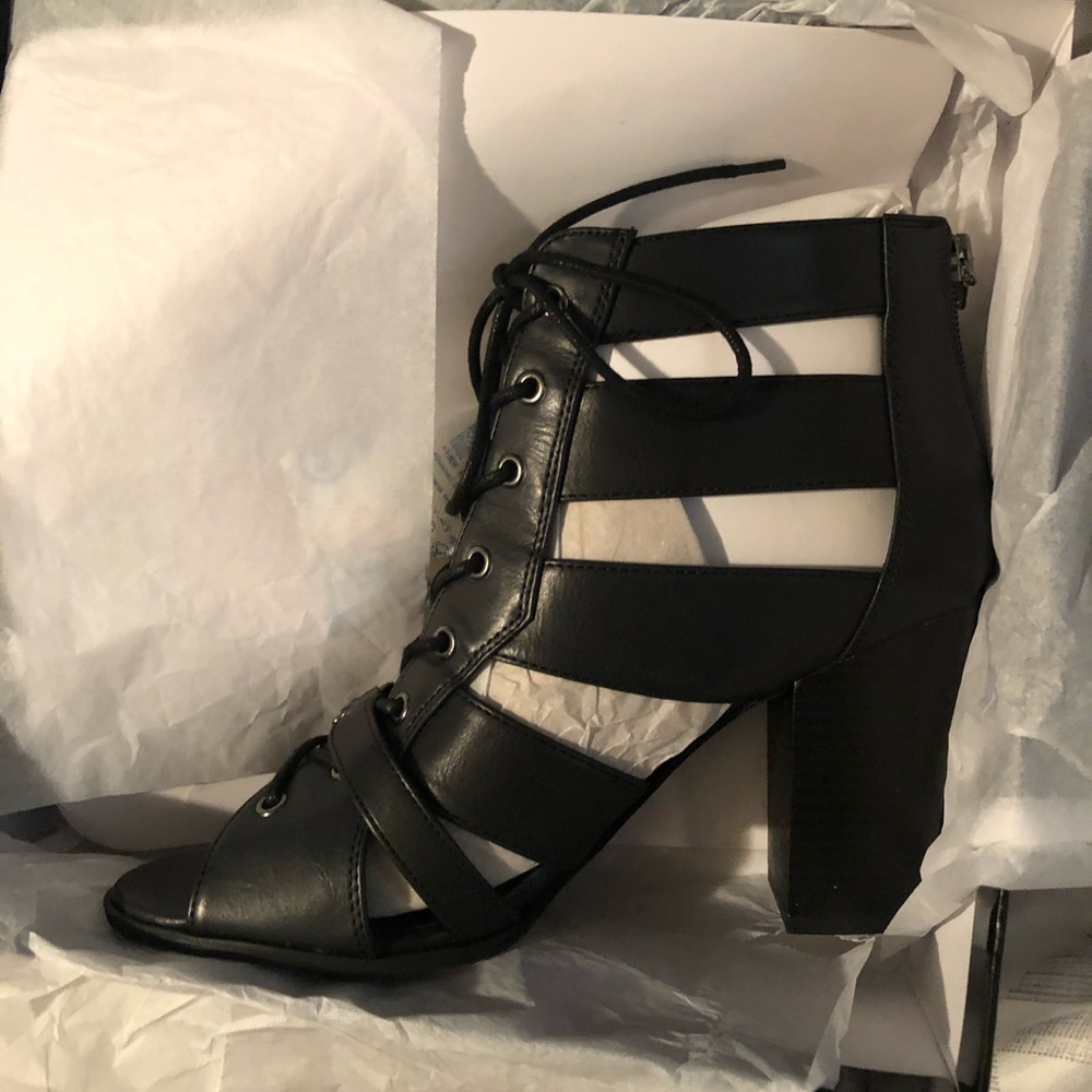 Guess heels